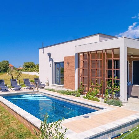 Villa Lily Galizana Exterior photo